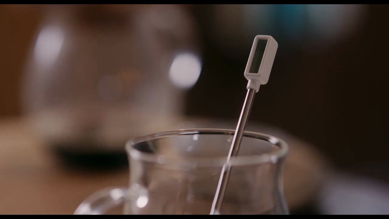 영화 커피가 식기 전에 줄거리