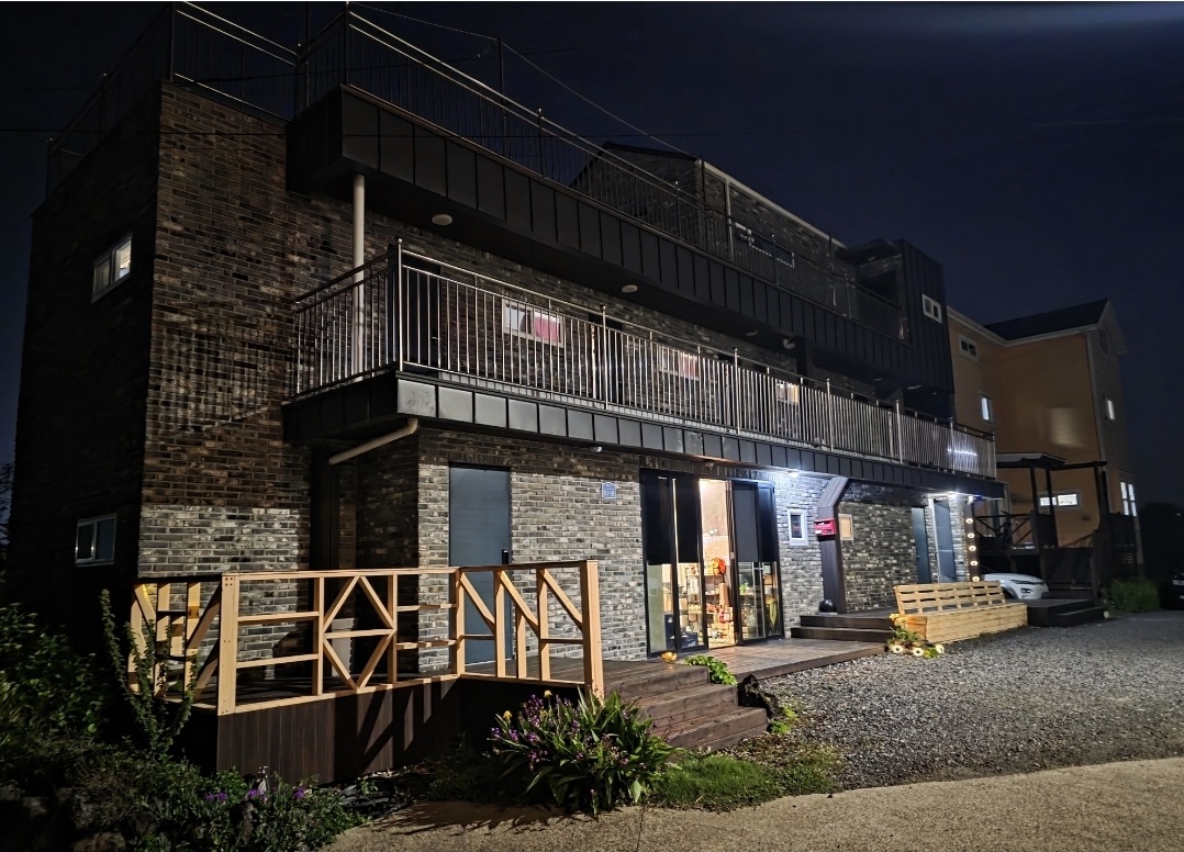 명월루나게스트하우스에서 밤산책