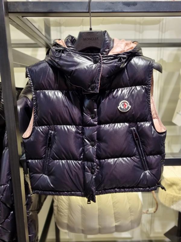 몽클레어 여성 ALPISTE 구스다운 패딩 조끼 1A00057 68950 999