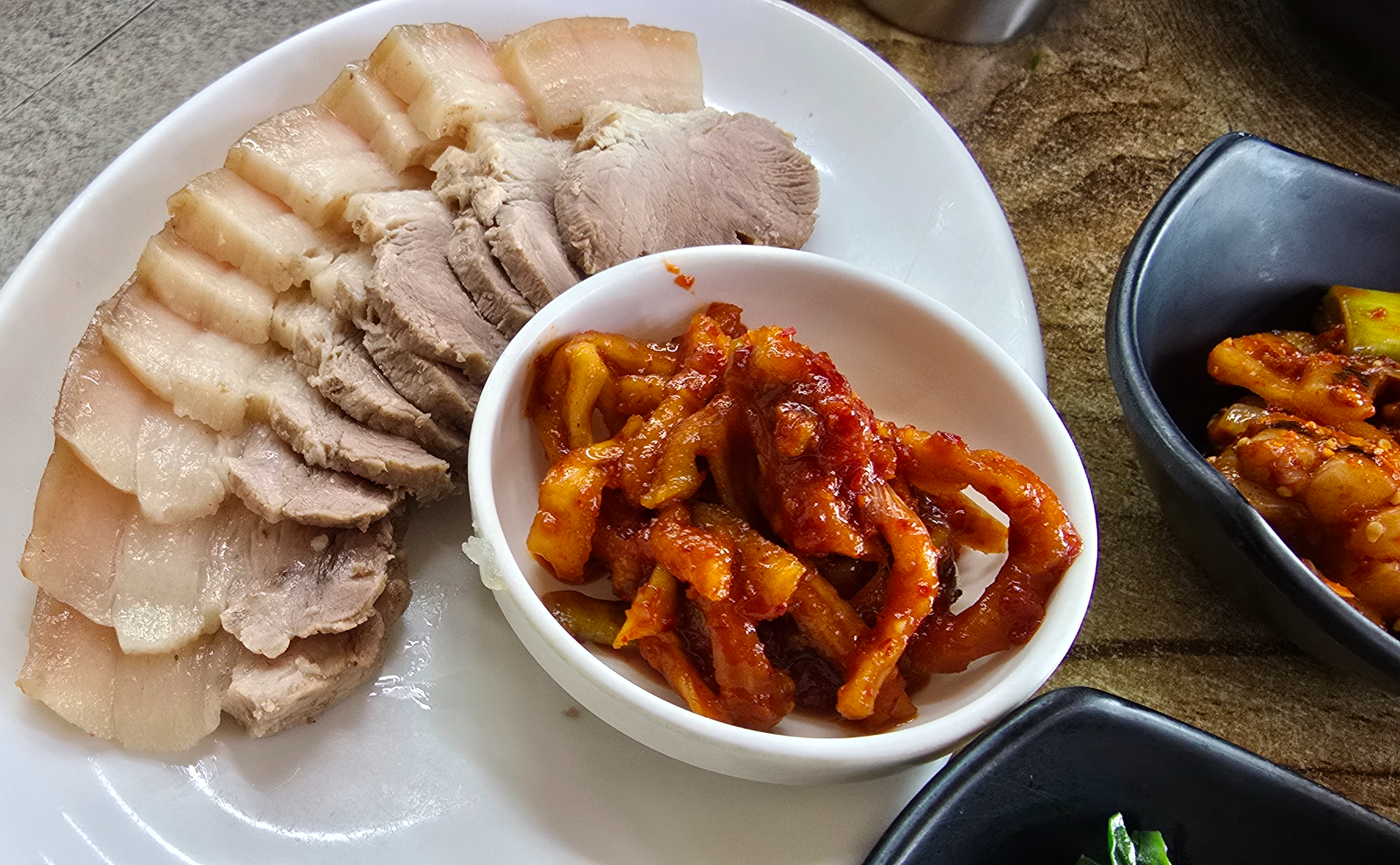 덕이네 만원짜리 수육!!