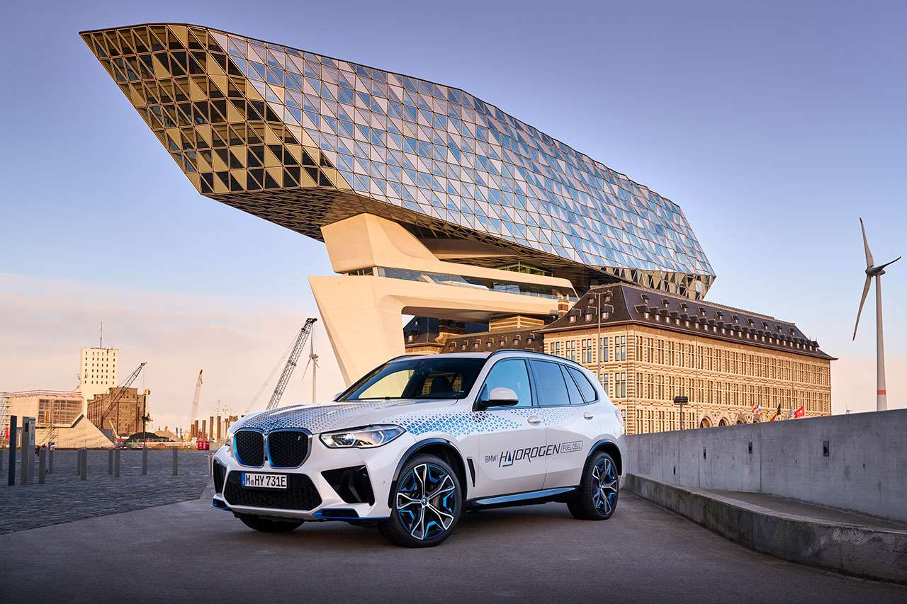 BMW iX5 하이드로젠