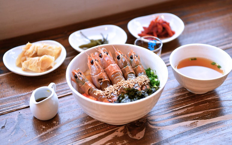 제주 협재 해물비빔밥 '안녕협재씨'