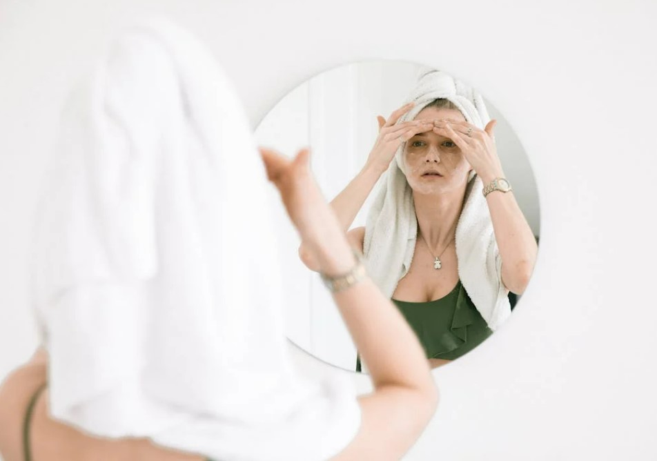 민감성 피부에 꼭 맞는 마이크로바이옴 세럼 추천｜피부 장벽과 진정을 동시에!