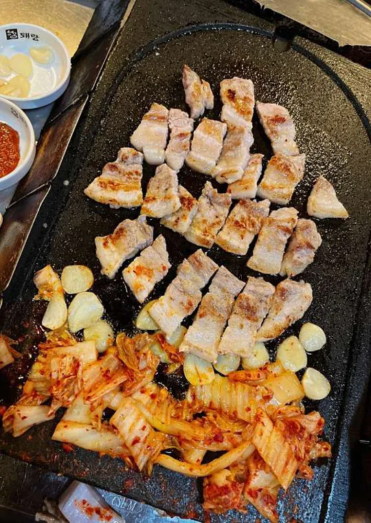 퇘랑숯돌생고기 능곡점