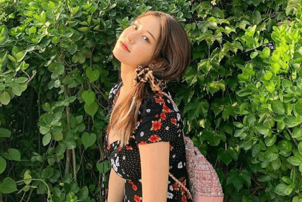 전소미 옆모습 사진