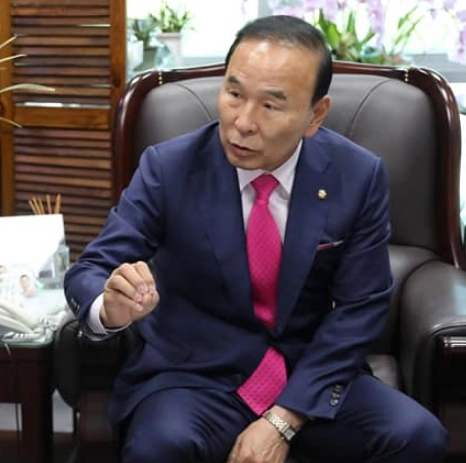 박덕흠 국회의원 프로필 나이 고향 학력 재산