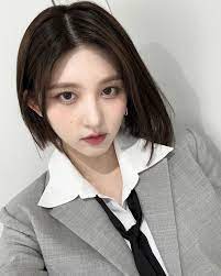 출처 : 아이브 가을 인스타그램