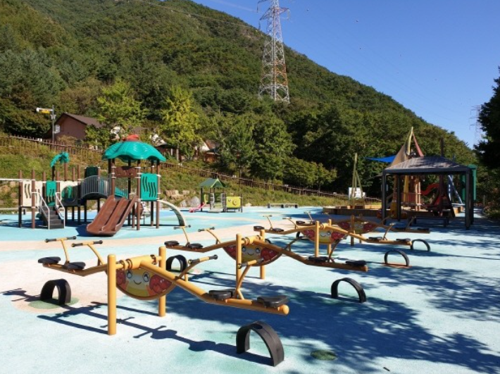 장령산 자연휴양림 예약 물놀이 계곡 데크 찜질방 야영장 입장료