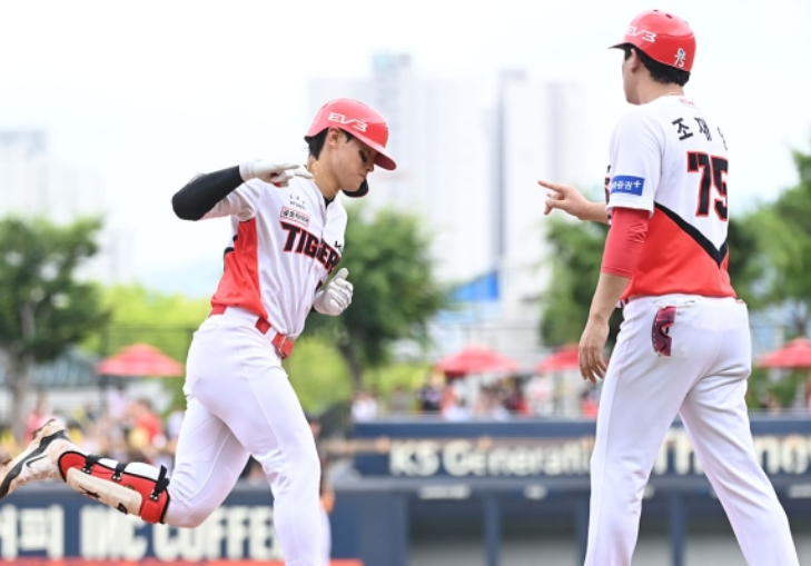 김도영 3030