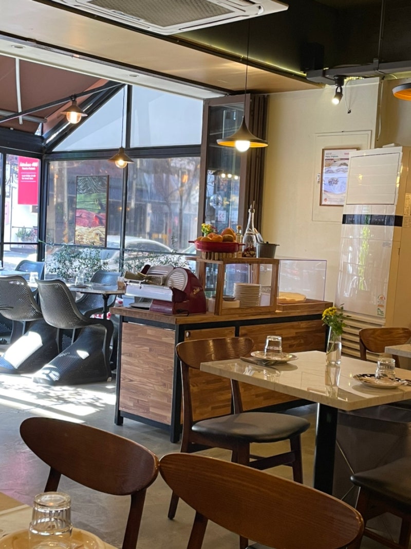 홍대 파스타집 '키친485합정'