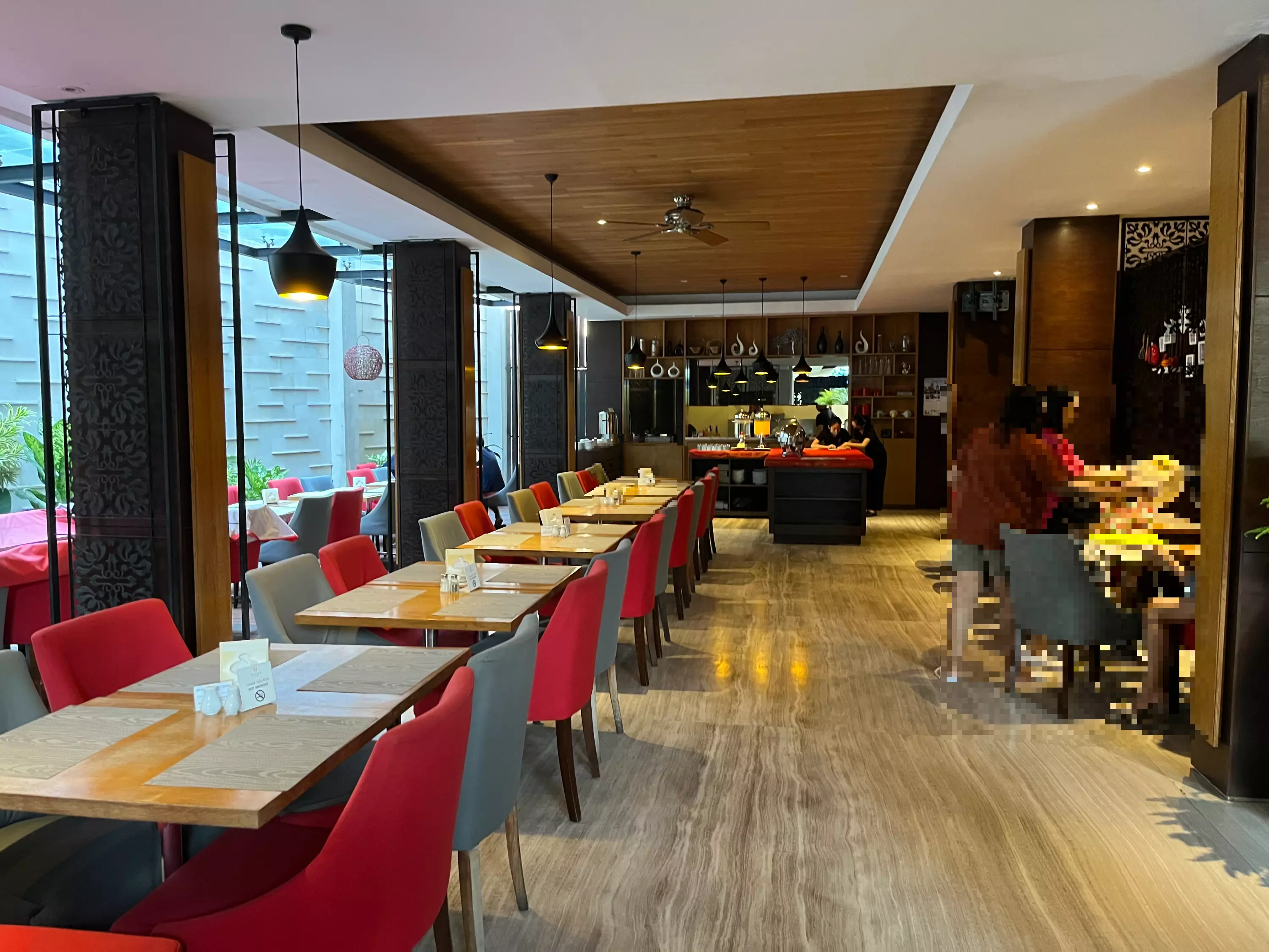 오하나 호텔 꾸따 식당