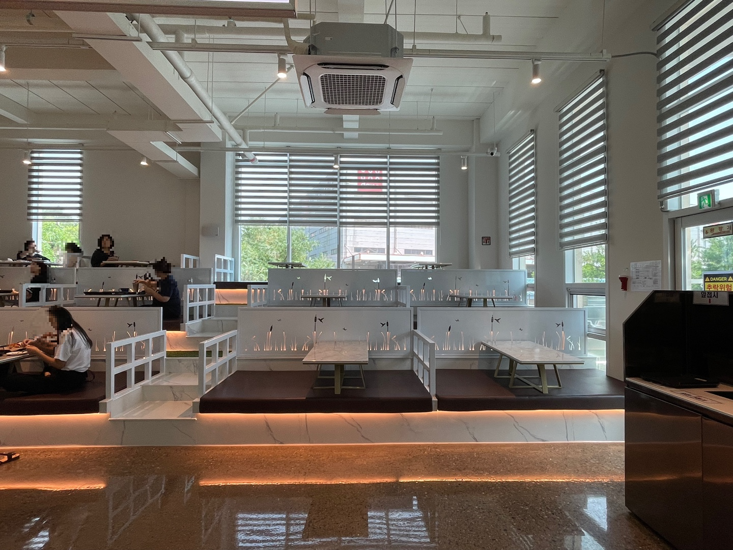 포레스트아웃팅스 용인 신상 대형 베이커리 카페