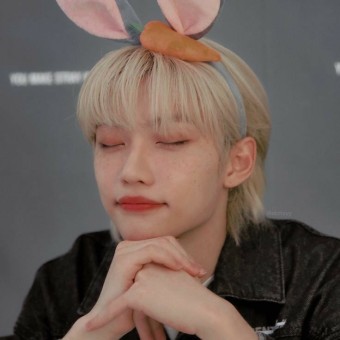Stray Kids