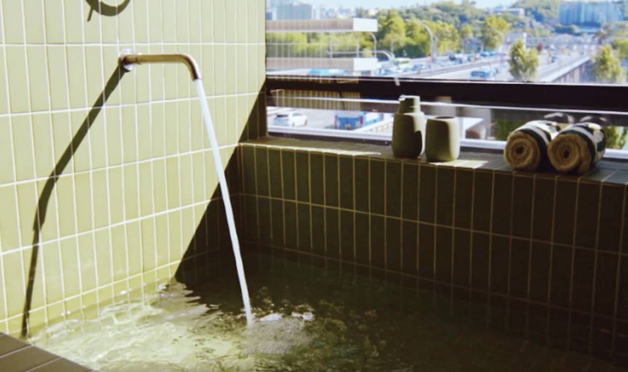 스카이 스위트 욕조