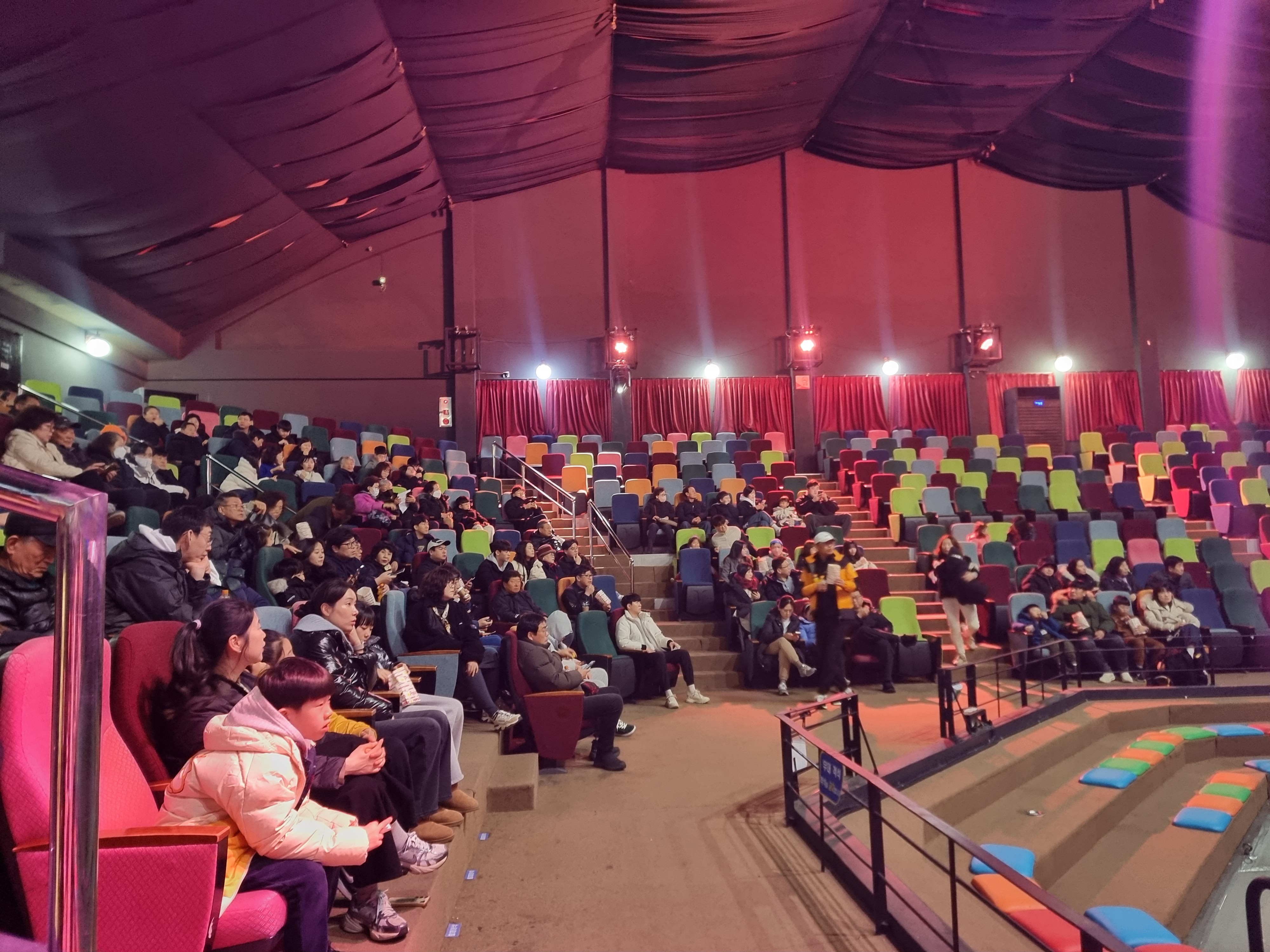 공연장 좌석사진