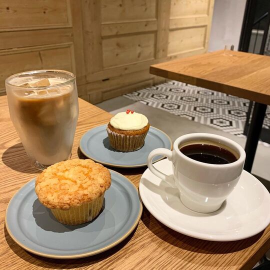 도쿄 신주쿠 현지인 추천 감성 카페