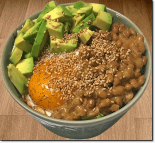 치즈 낫또 아보카도