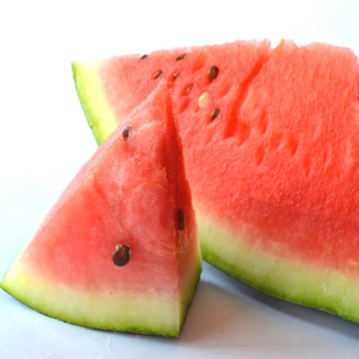 먹기좋게-자른-수박