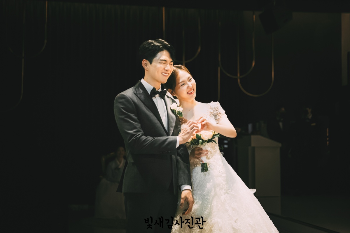 수원 디에스컨벤션 본식스냅 촬영 후기 35