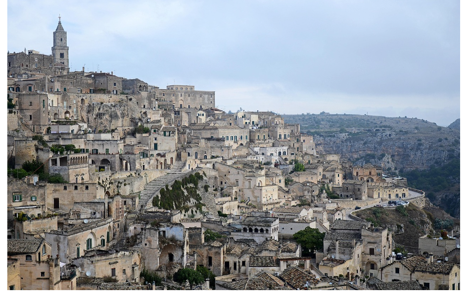 마테라의 석회암 동굴주거지역 - 유네스코 세계문화유산