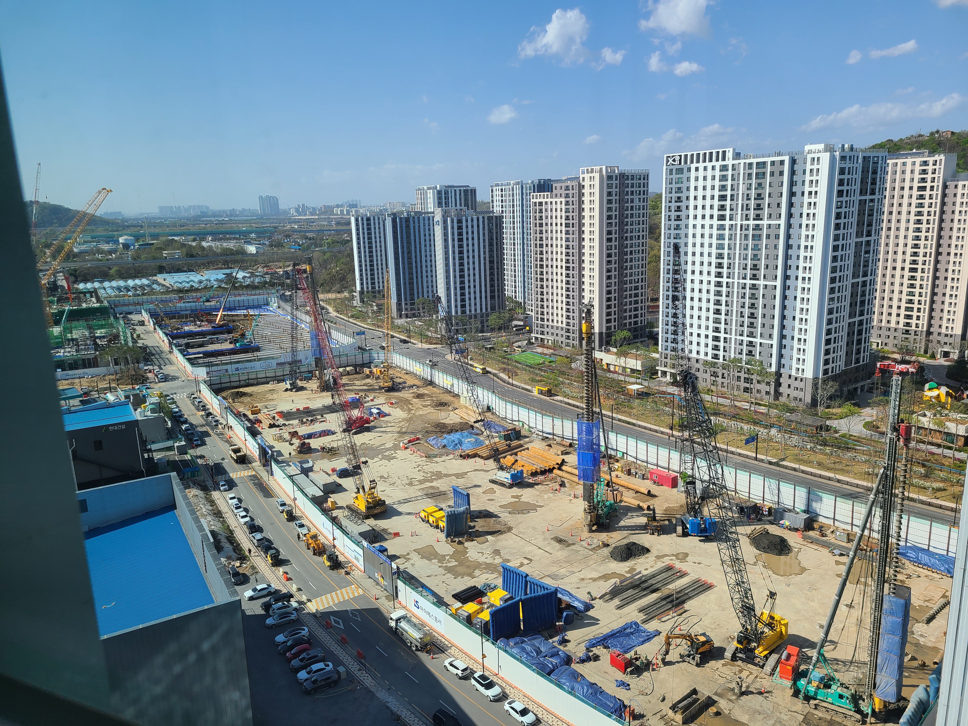 덕은 DMC아이에스비즈타워 공사현장