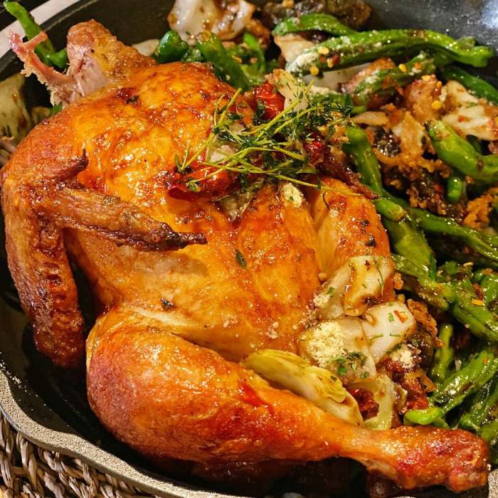 맛있는녀석들 백김치샐러드 샐러드 김치 꽈리고추 숯불 닭구이 로스트 치킨