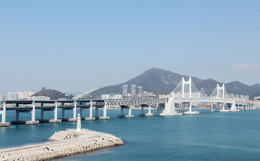 용호만유람선터미널