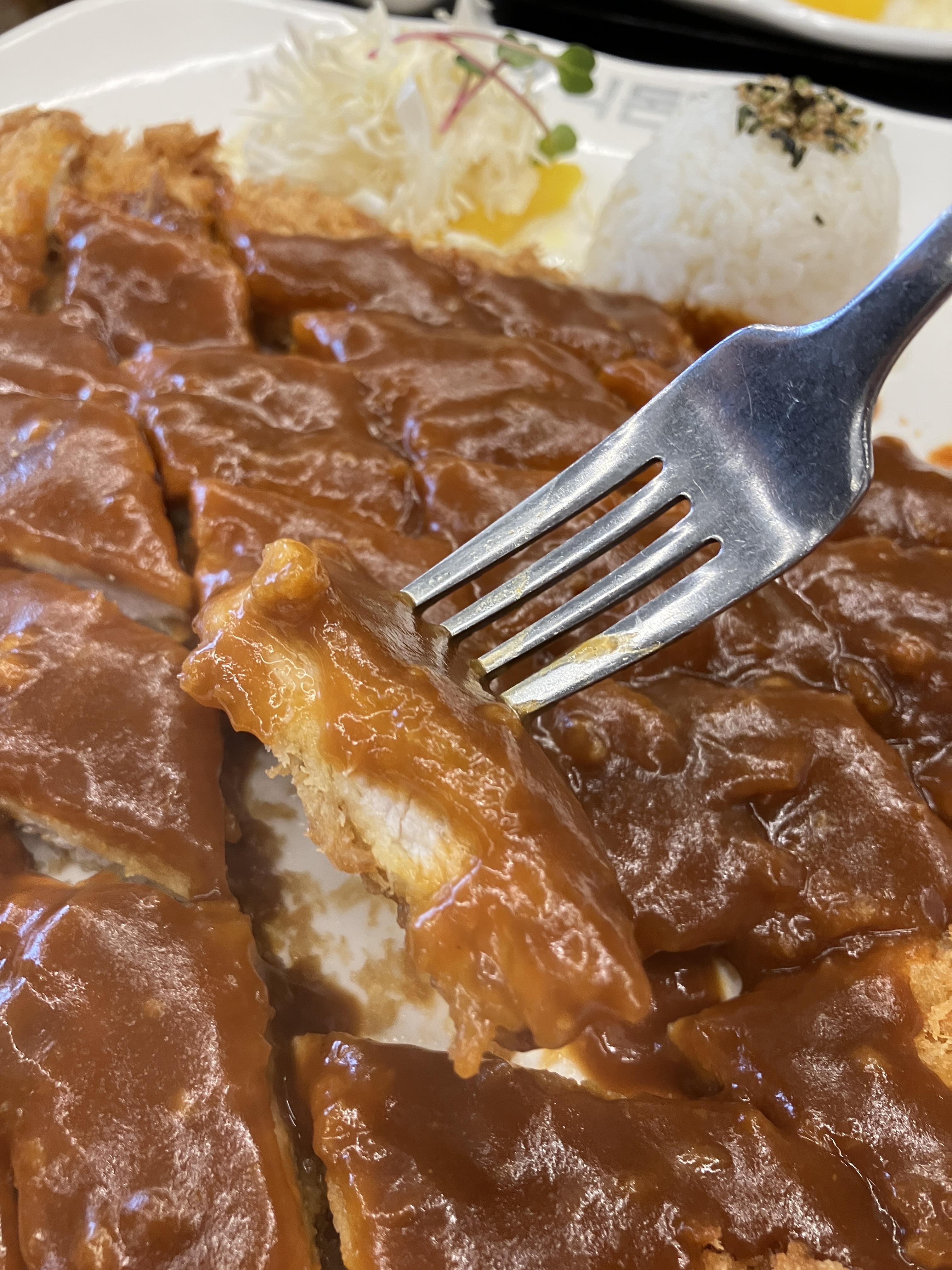 홍익돈까스 내돈내먹