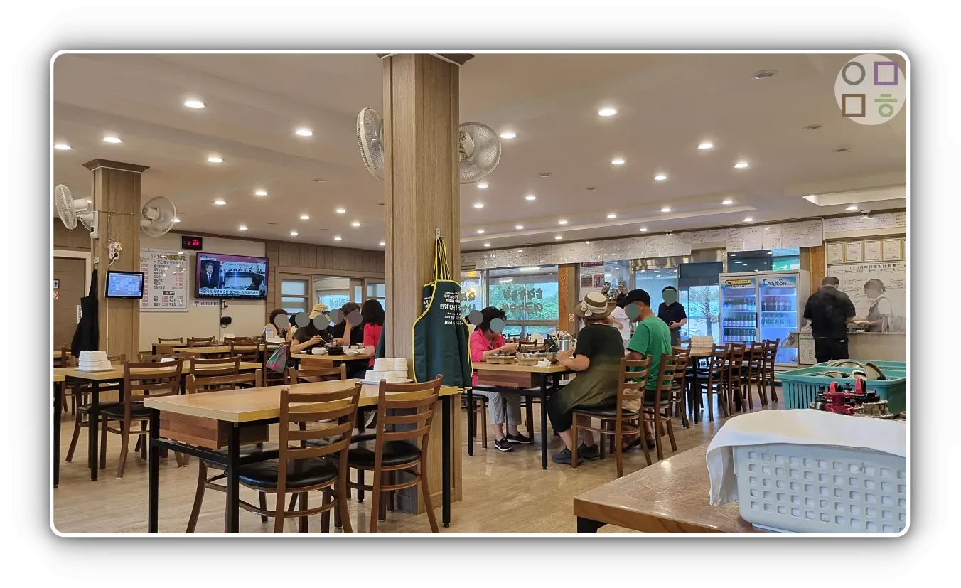 콩서리-실내-넓직