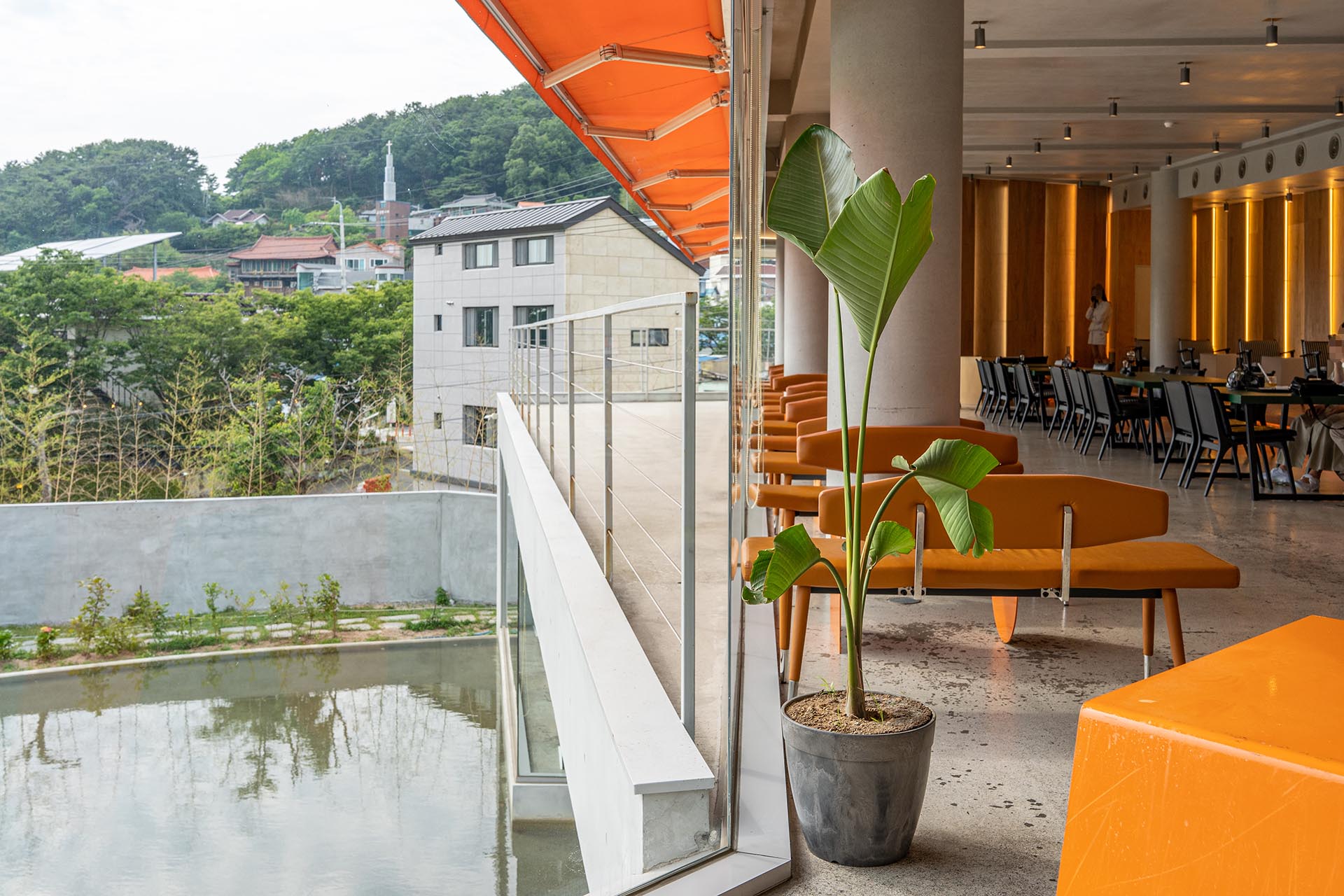 헤이든 신씨어 본관 2층