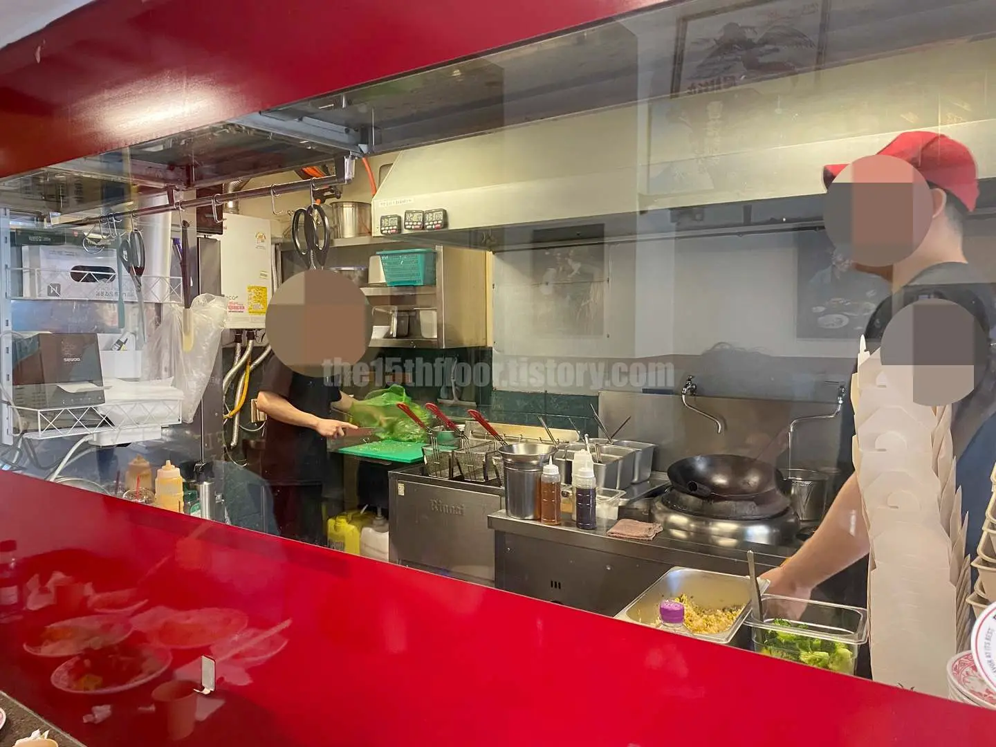 부산 수영구 &amp;#39;플라잉 드래곤&amp;#39; (내부)