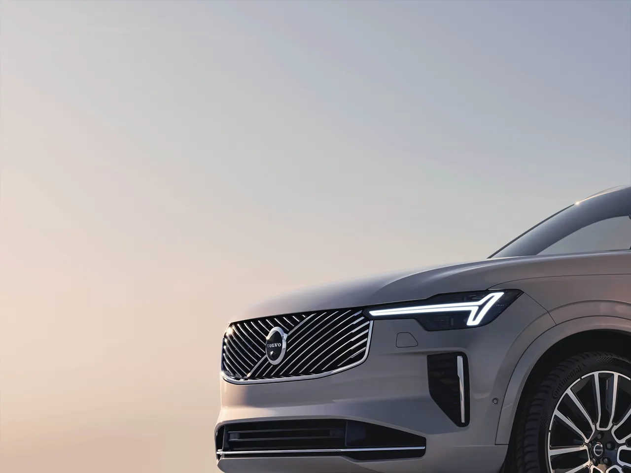 볼보 XC90 자동차 실내외 이미지