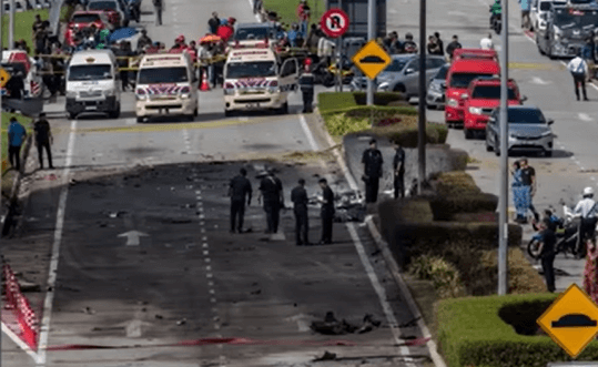 말레이시아 여객기 추락 사고 현장