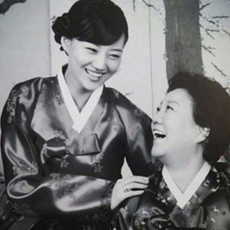 가수-장윤정-엄마