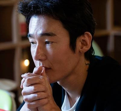 허지웅