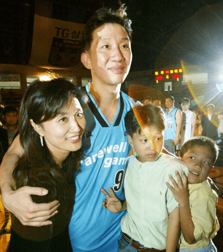 허훈-과거-어린시절-가족들과-함께