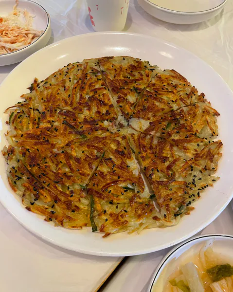 생생정보 대결 맛 대 맛 솥뚜껑 닭볶음탕 vs 솥뚜껑 삼겹살 