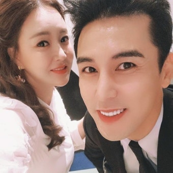 장민호 나이 프로필 본명 ❘ 결혼 홍진영 무명전설 MC 총정리 2026-6
