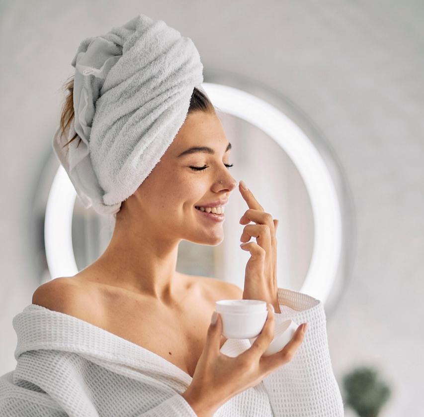 갱년기 피부노화 예방과 관리법