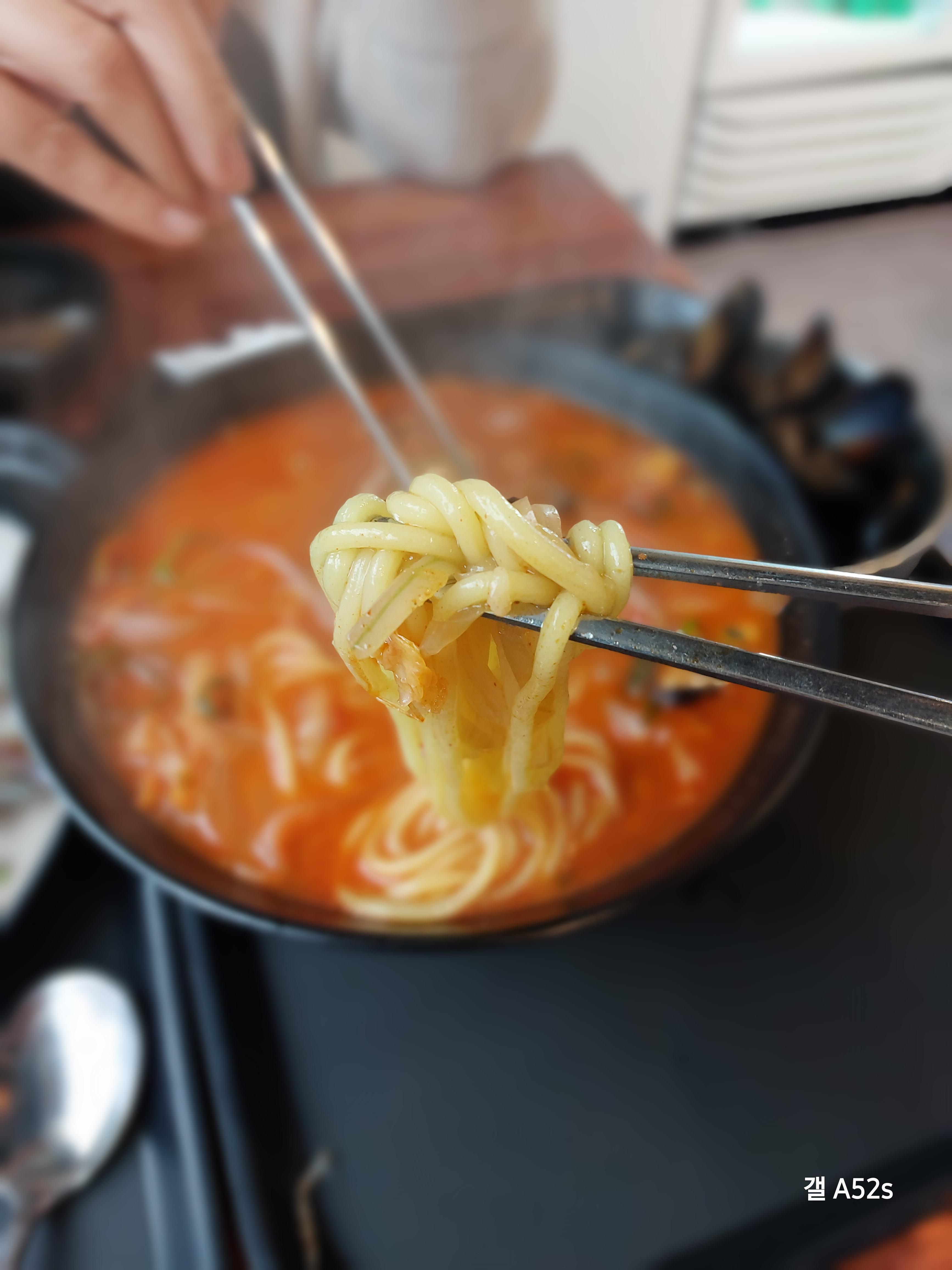 원내동 찐짬뽕 홍합짬뽕 면발!