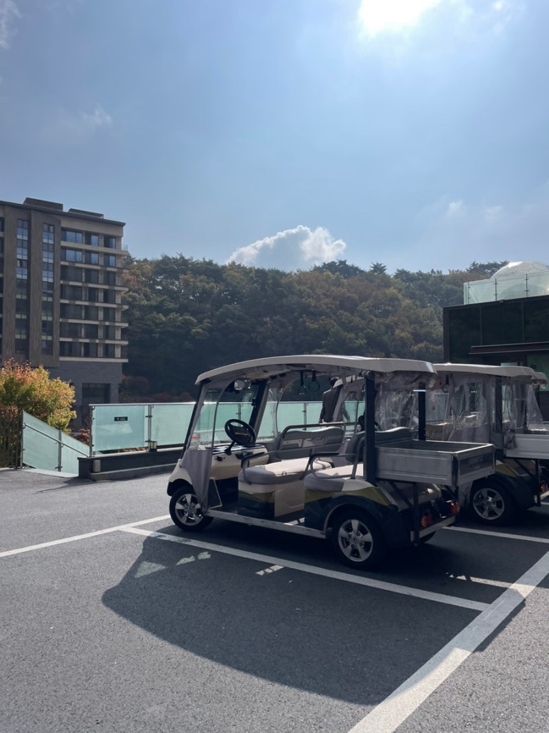 아름다운-경치와-단풍뷰가-있는-포레스트리솜,-레스트리-객실-추천-제천-리솜포레스트-리조트