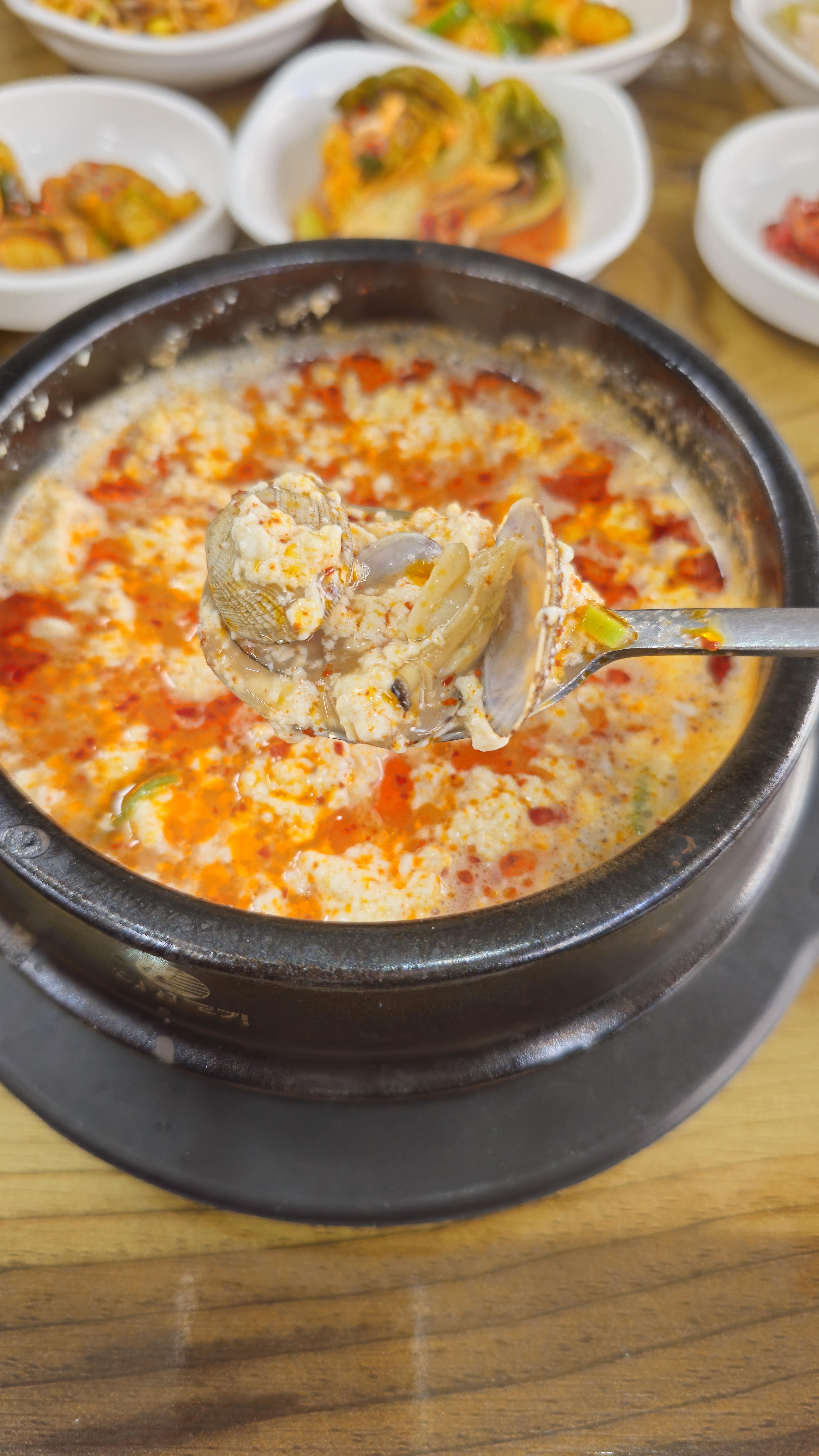 홍가네손두부 매콤순두부 바지락