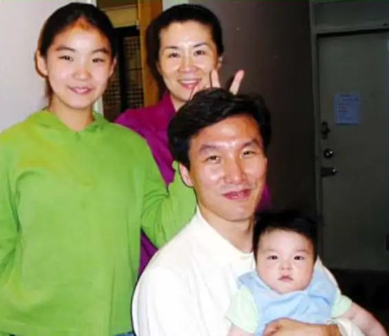 김자영 아나운서