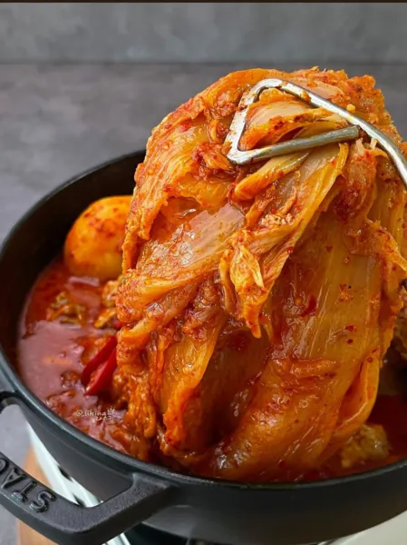 고수의 부엌 김치삼합 가마솥의 누룽지