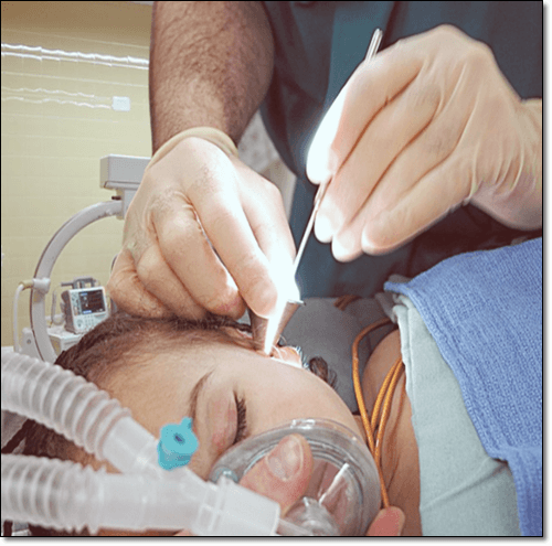 귀 수술하는 어린이