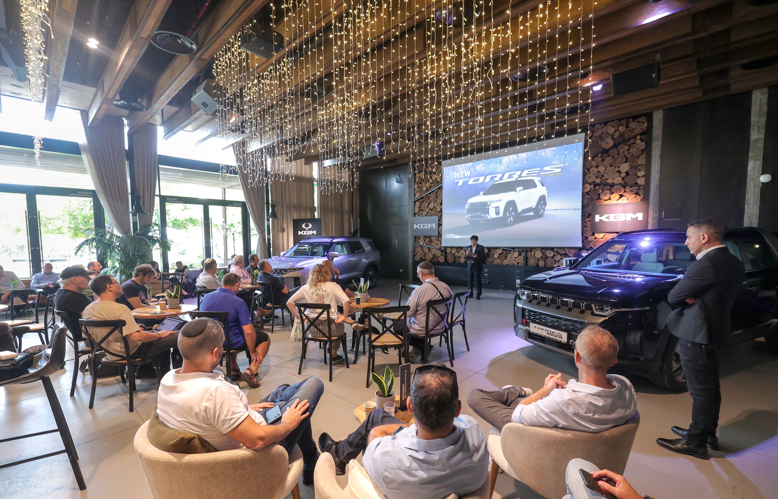 이스라엘 토레스 HEV 론칭 행사 모습