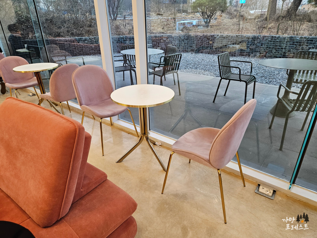 포커스온나우 내부 분위기