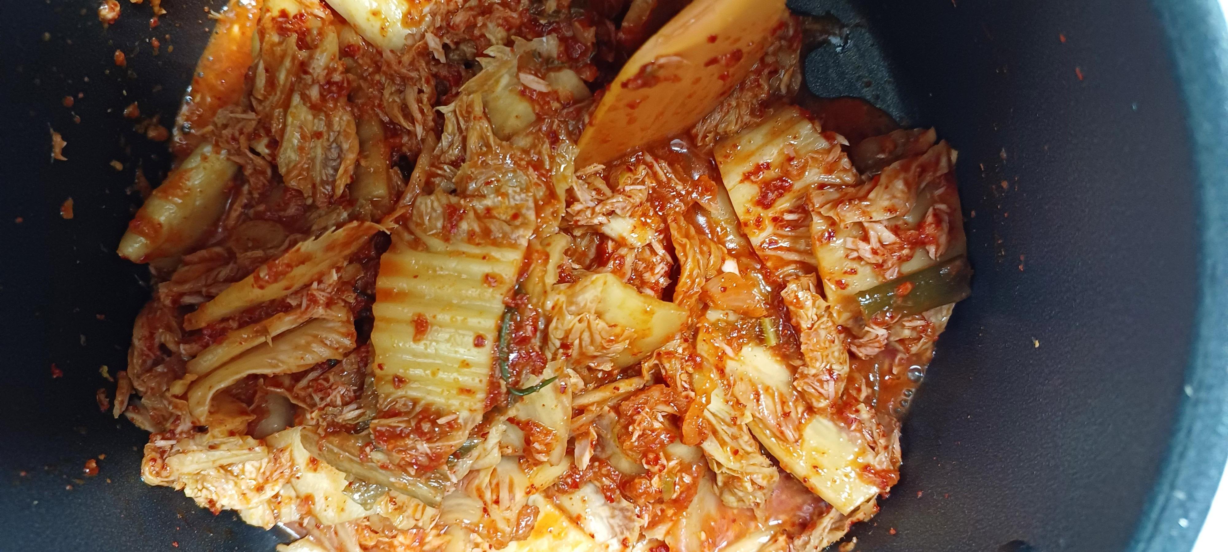 뒤적이면서 볶아주기