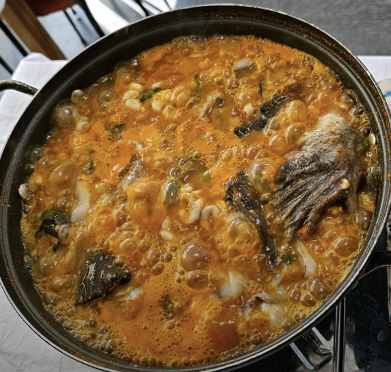 강릉 곰치국 생대구탕 맛집 &amp;#124; 6시 내고향 방송 나온 곰치랑대구랑