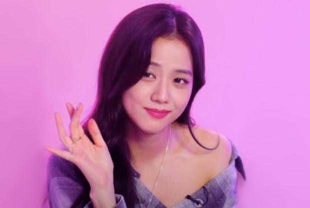 블랙핑크 지수의 인스타 속 패션 아이템 분석